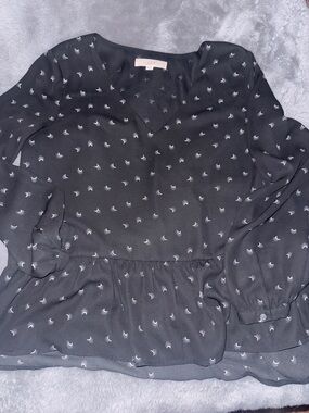 LOFT Black Crescent-Print Peplum Top